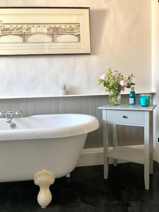 Aragon Cottage Ludlow Esterno foto